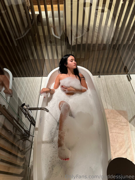 Goddessjunee onlyfans model photo