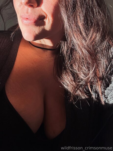 Crimsonmusewildfrisson nude onlyfans