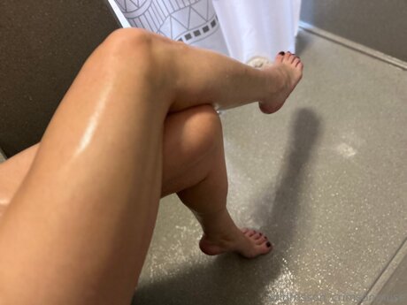 Crimsonmusewildfrisson onlyfans leakes