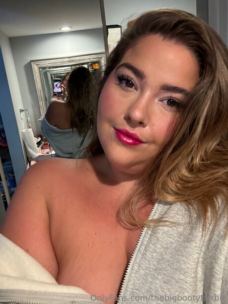 Thebigbootybarbie nudes onlyfans