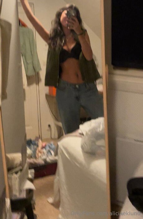 Aliciaeklund nude onlyfans pics