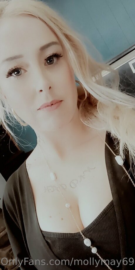 Mollymay6969 nudes only fans
