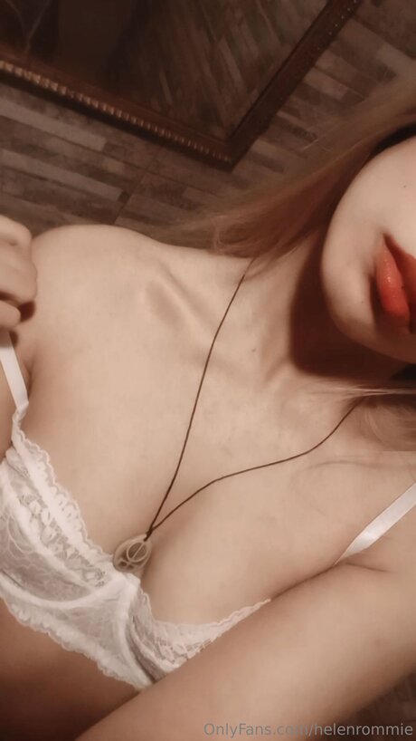 Helenrommie leaked nudes onlyfans