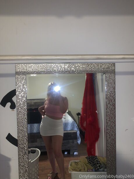 Abbyluvvvvvv onlyfans leaked photos