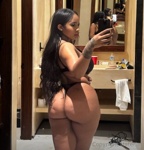 Misskaelynmarievip only fans nude