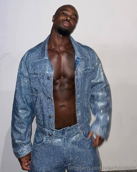 Vipchocolate naked only fans