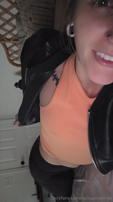 Rachaelrisefree desnuda onlyfans