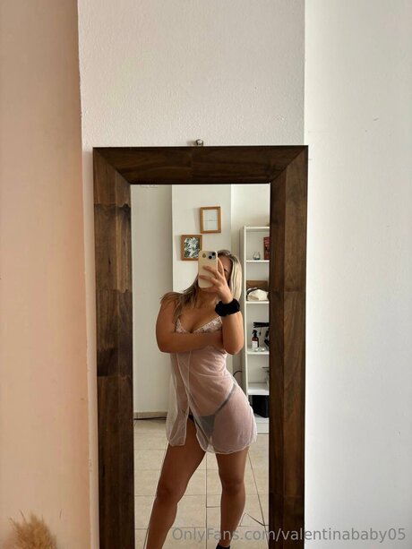 Valentinababy05 onlyfans nudes leaks