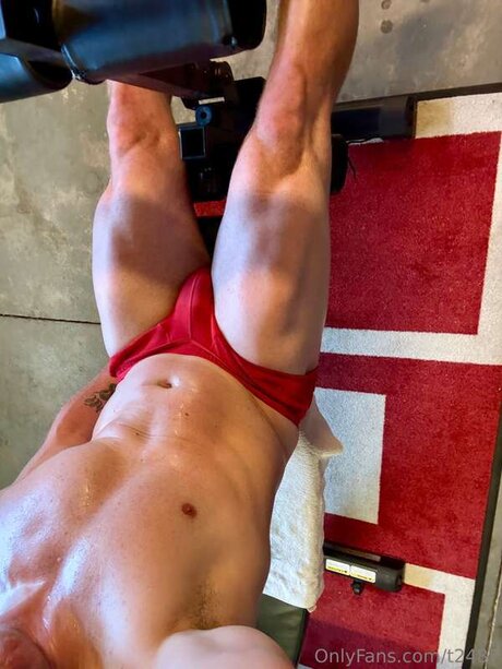 T2487 onlyfans images