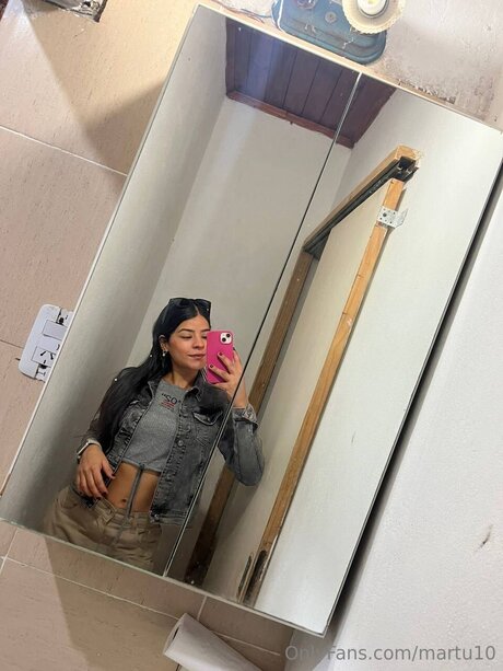 Martu10 naked only fans