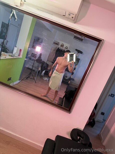 Yeribluexx onlyfans boobs