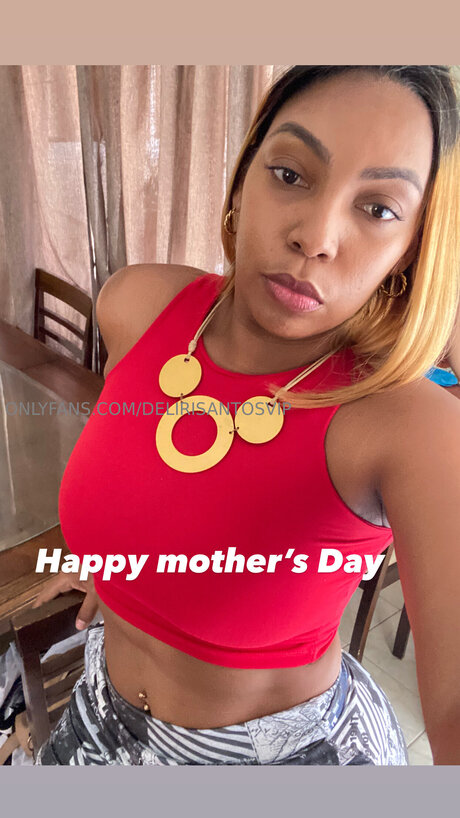 Delirisantosvip onlyfans strip