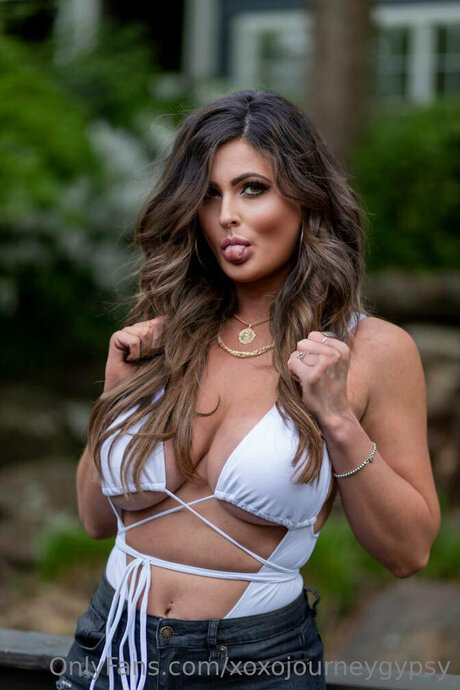 Laylaniluxxo xxx onlyfans