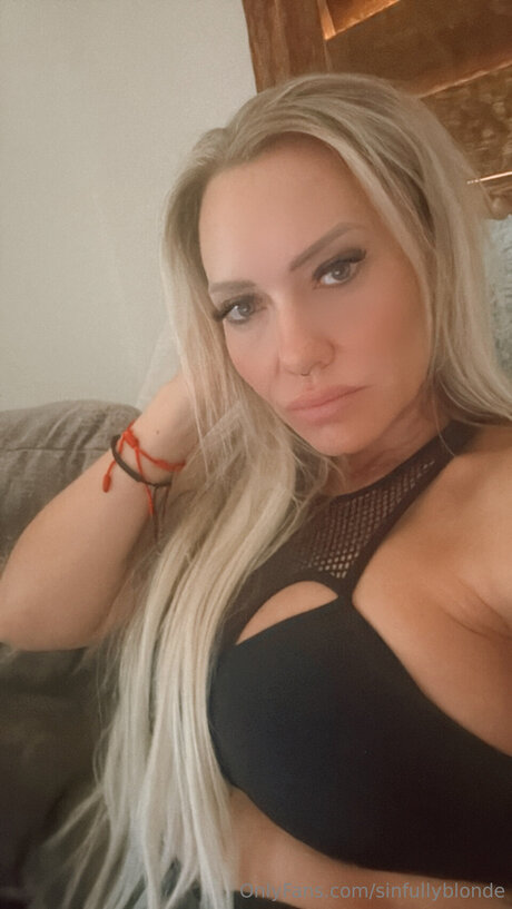 Sinfullyblonde free onlyfans