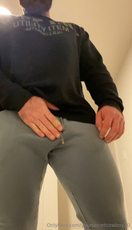 Yoursecretcowboy10 only fans photos
