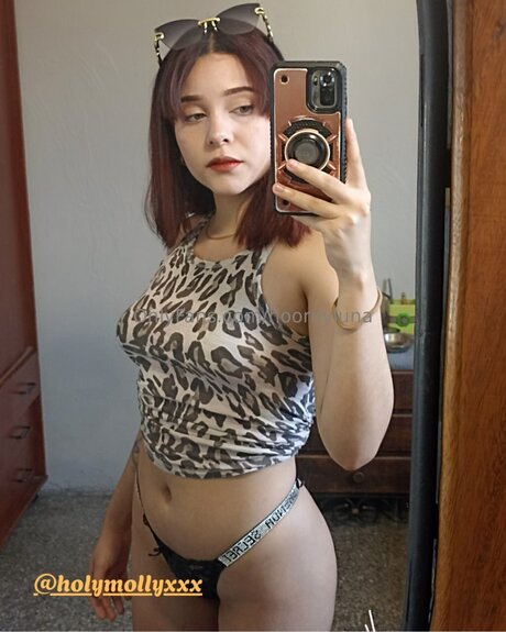 Hoornyluna onlyfans leaked