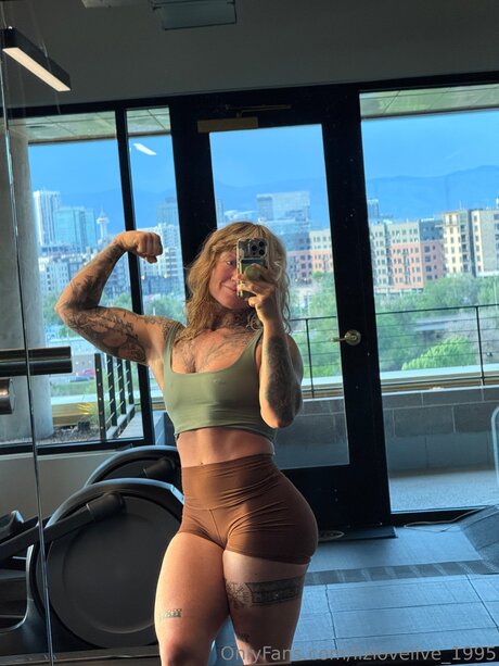 Lizlovelive 1995 nude leaked onlyfans