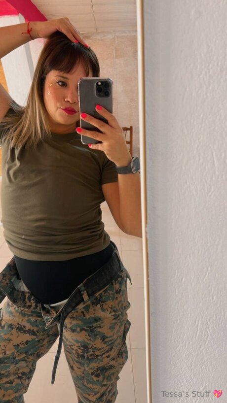 Curvy Tess onlyfans leak