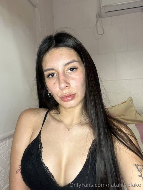 Natalie Blake onlyfans model