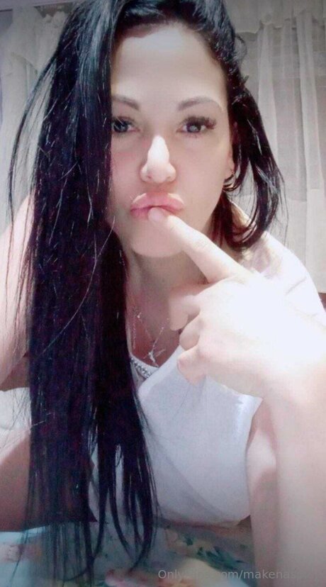 Makenaspicy on onlyfans