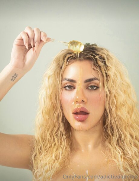 Adictivalumina onlyfans tits