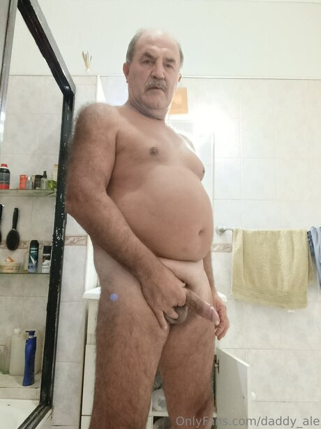 Daddy Ale xxx onlyfans