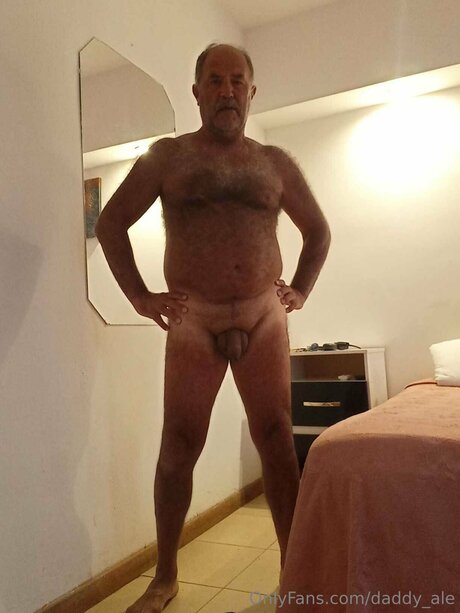 Daddy Ale onlyfans naked leak