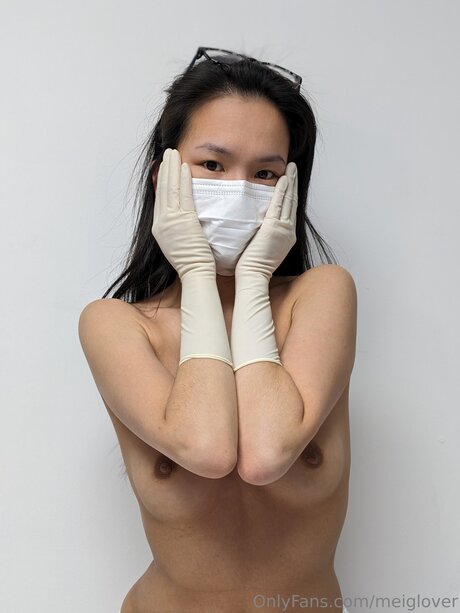 sexy mom onlyfans pornographic capture