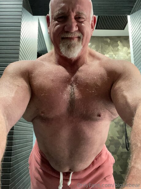 Bigukbear leaked naked onlyfans