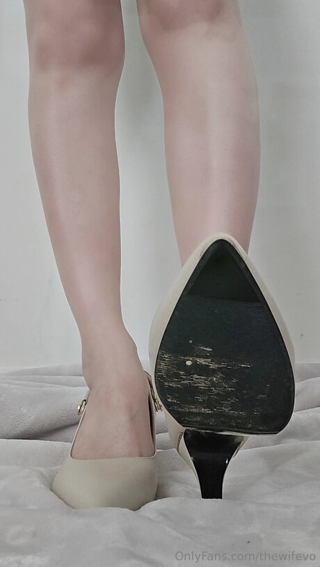 Thewifevo onlyfans leake