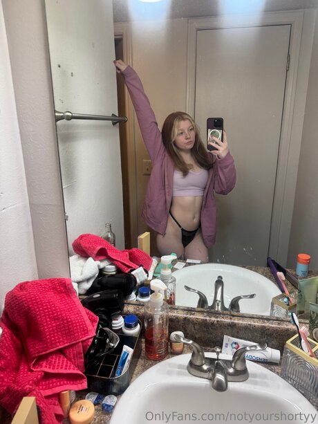 Notyourshortyy onlyfans model photos