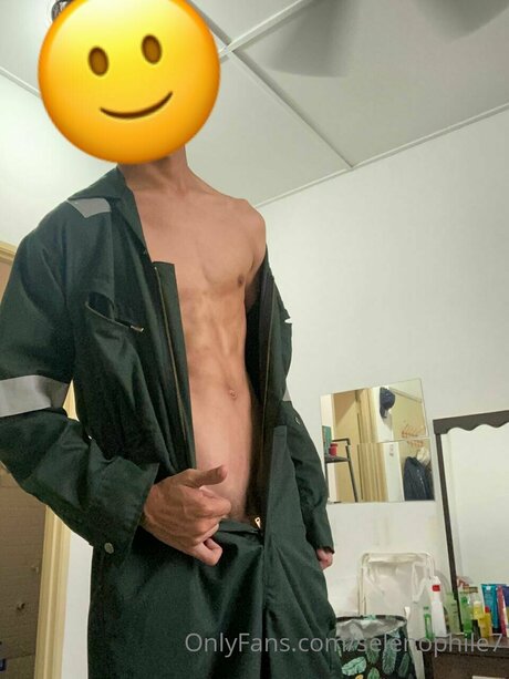 Selenophile7 onlyfans nudes