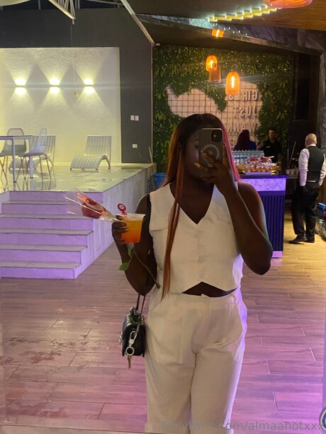 Almaahotxxx onlyfans leaked pictures