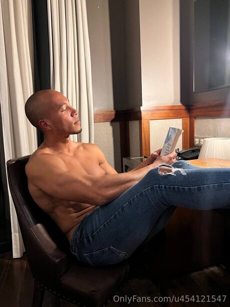 Dwayne Johnson Jr onlyfans archive