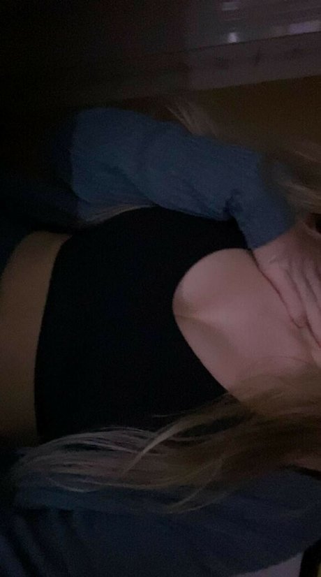 Mira Szalma sex onlyfans