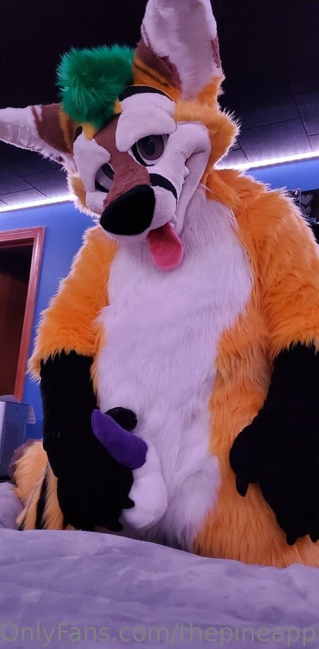 thepineapplefox onlyfans nudes leak