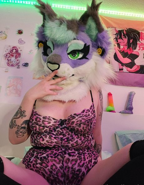 lewdlynxie leaks only fans