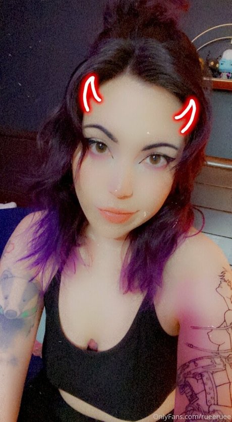 rueeruee onlyfans free content