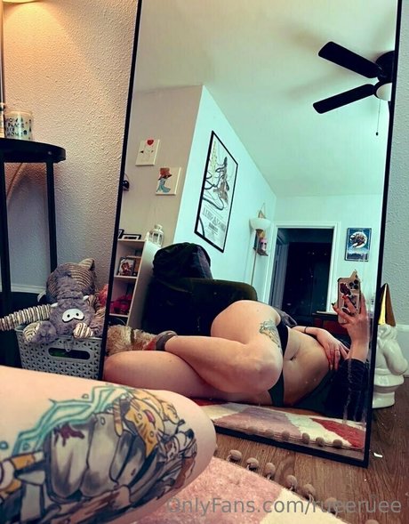 rueeruee onlyfans leaks