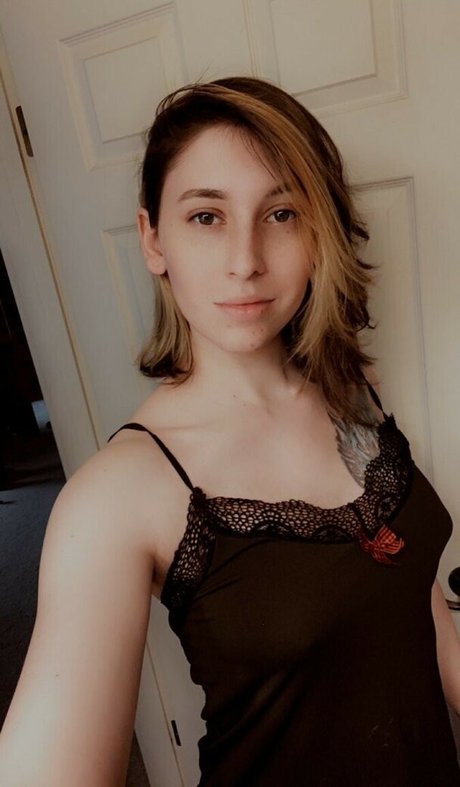 Devi Dionne onlyfans sextape