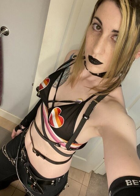 Devi Dionne onlyfans sex leak