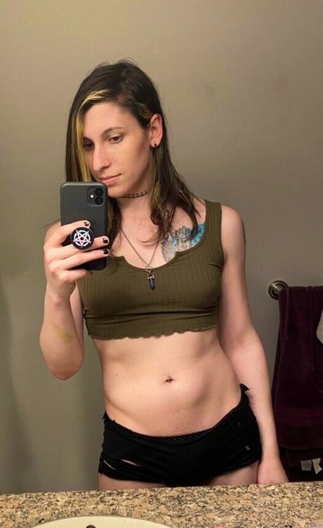 Devi Dionne onlyfans content