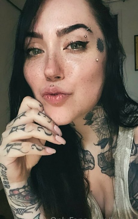 Barbara Garcievski topless onlyfans