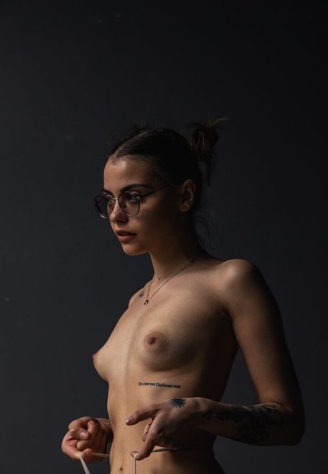 aelmiramirae onlyfans nudes leaks