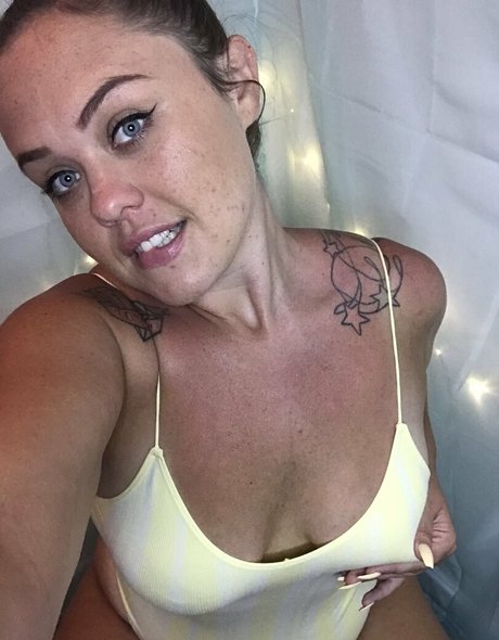 nicolette xx onlyfans naked leaked