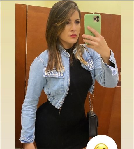 nude pregnant onlyfans sexy nudes self-portrait