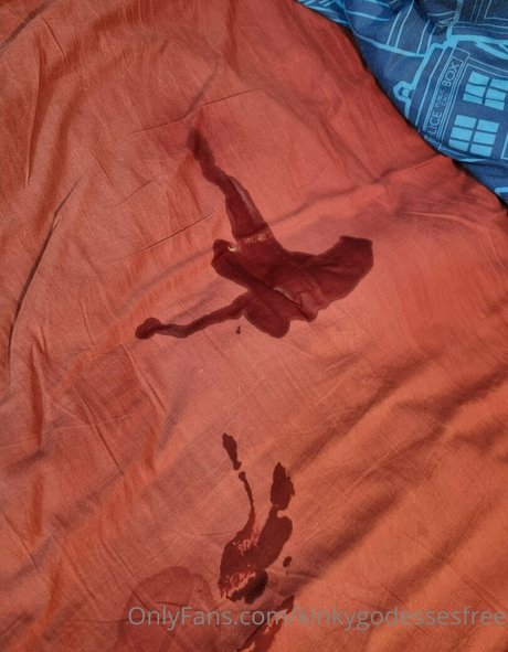 kinkygodessesfree onlyfans striptease