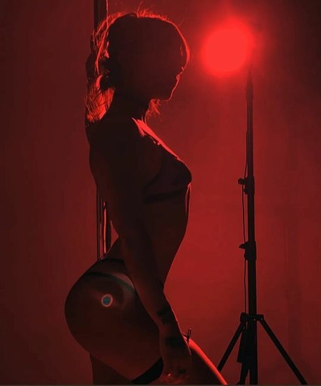 Cecilia Bob onlyfans nude