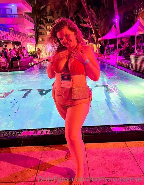 mollynonsense onlyfans strip