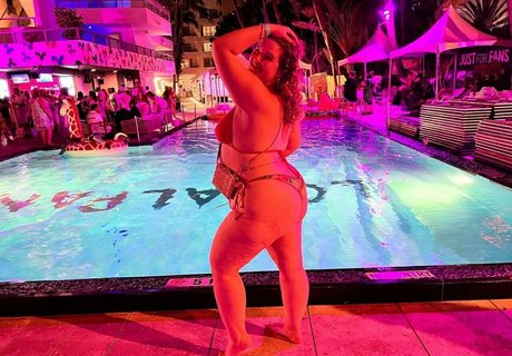 mollynonsense pics onlyfans